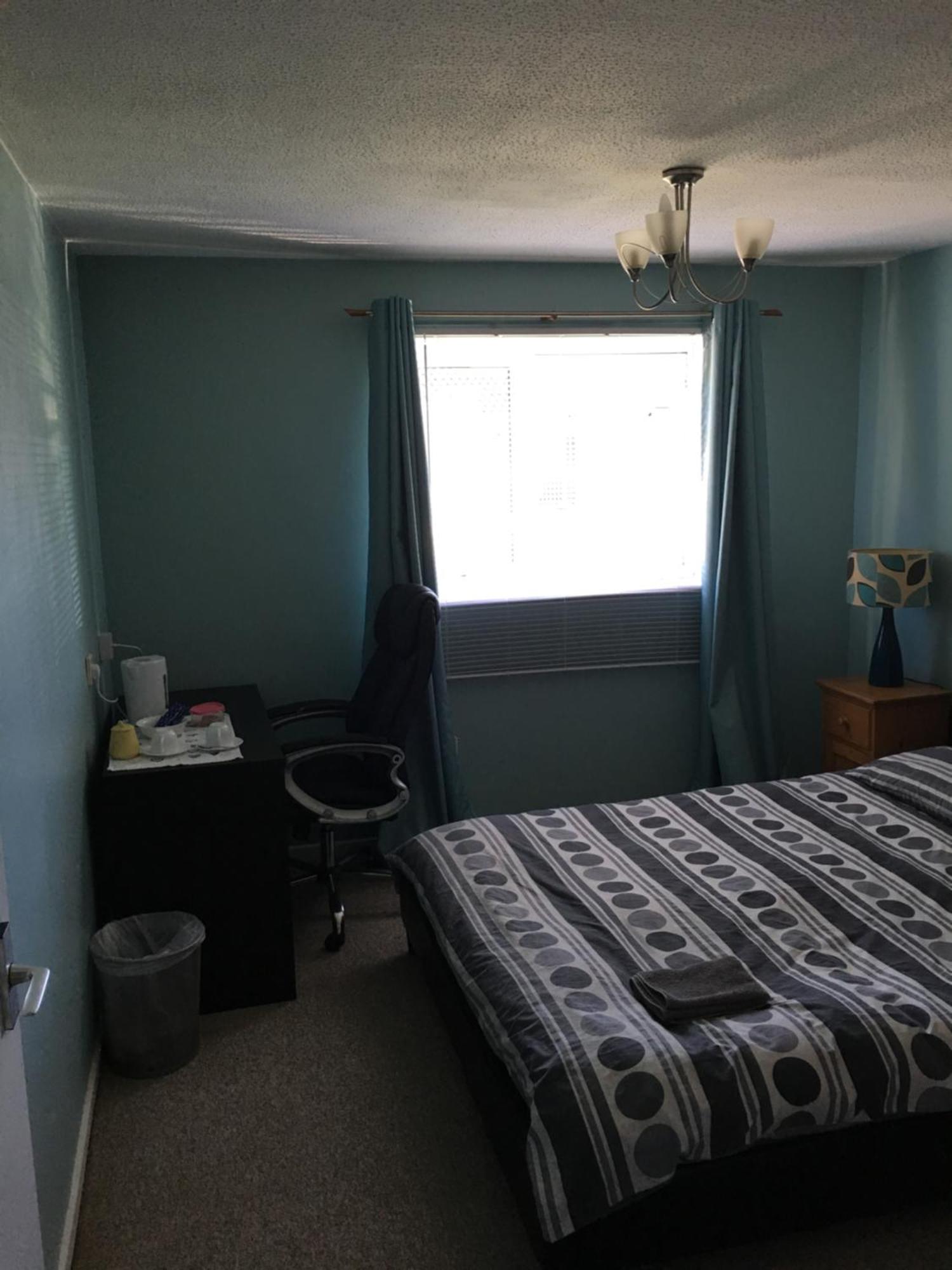 Travelling Stop Apartment Swindon Luaran gambar