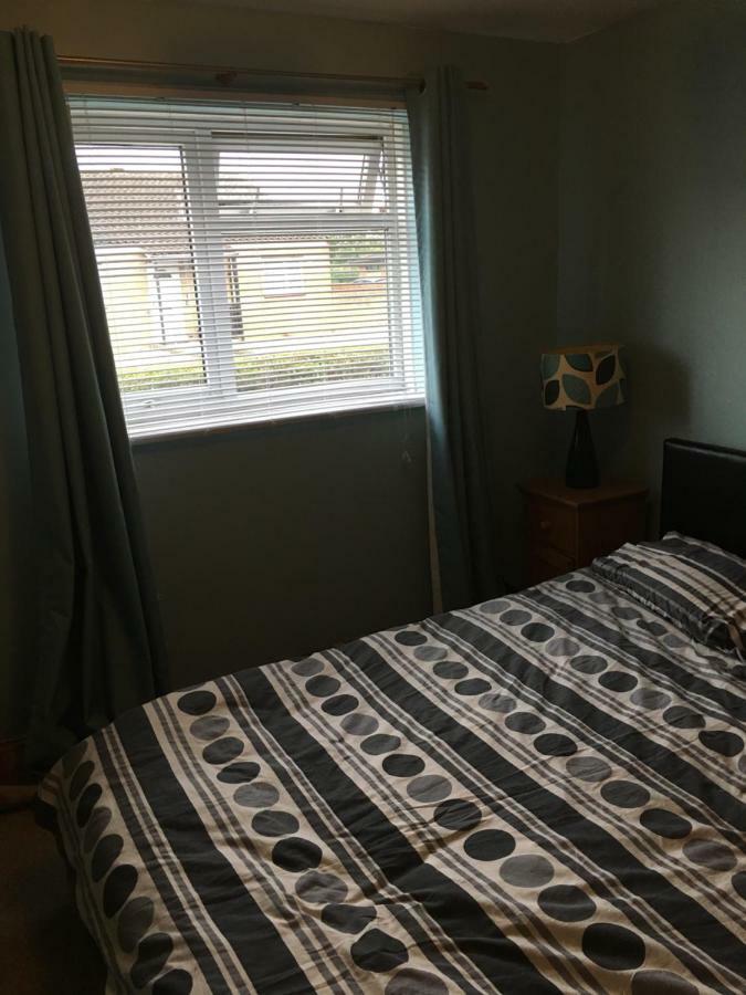 Travelling Stop Apartment Swindon Luaran gambar