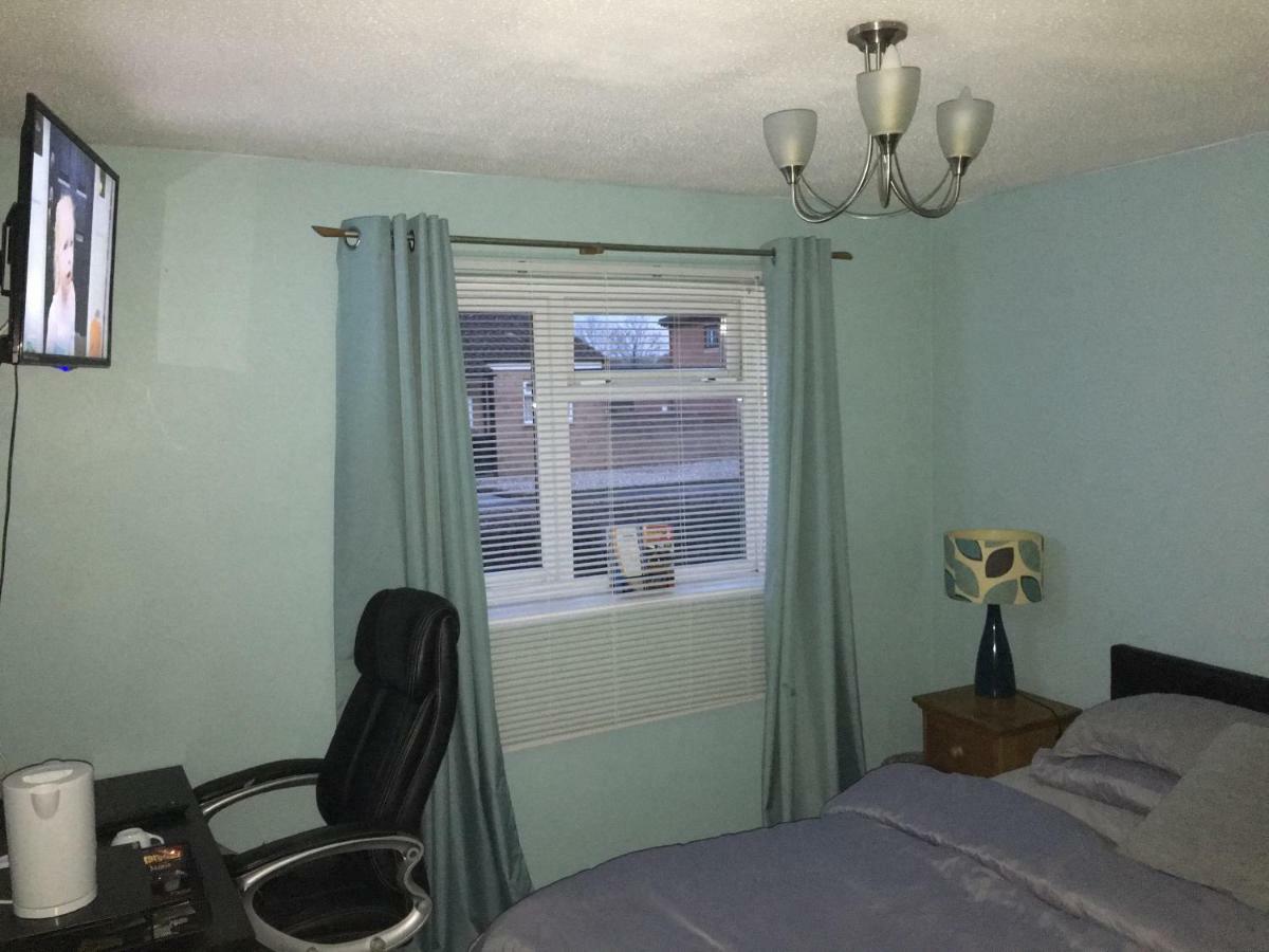 Travelling Stop Apartment Swindon Luaran gambar